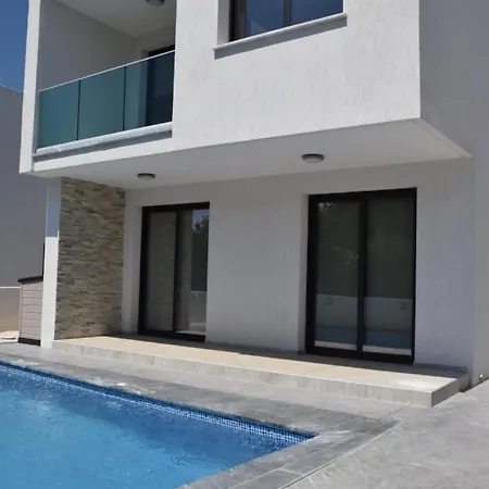 Cosy Paphos Villa - By Imh Travel & Tours Exterior photo