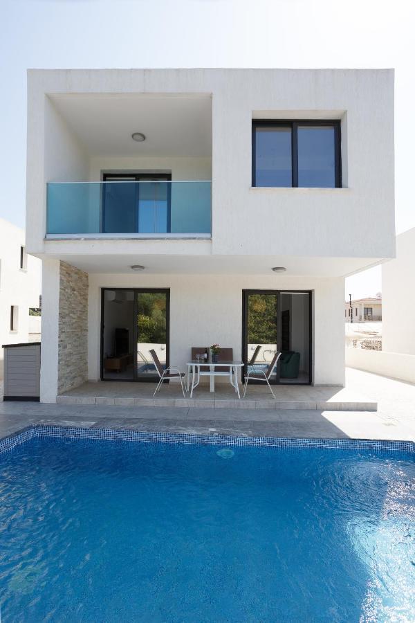 Cosy - By Imh Travel & Tours Paphos