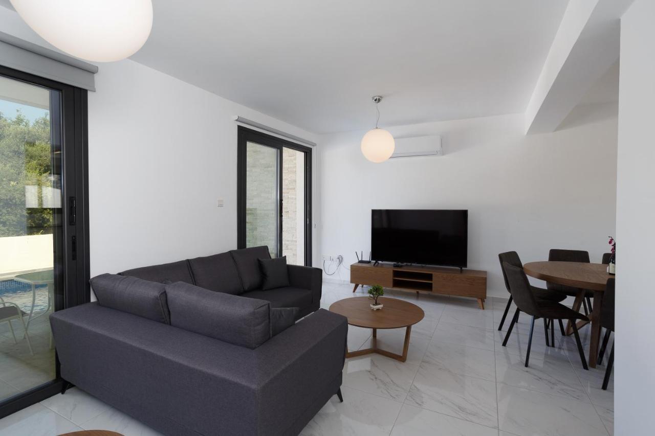 Villa Cosy - By Imh Travel & Tours Paphos